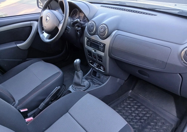 Dacia Duster cena 29900 przebieg: 133000, rok produkcji 2013 z Józefów małe 79